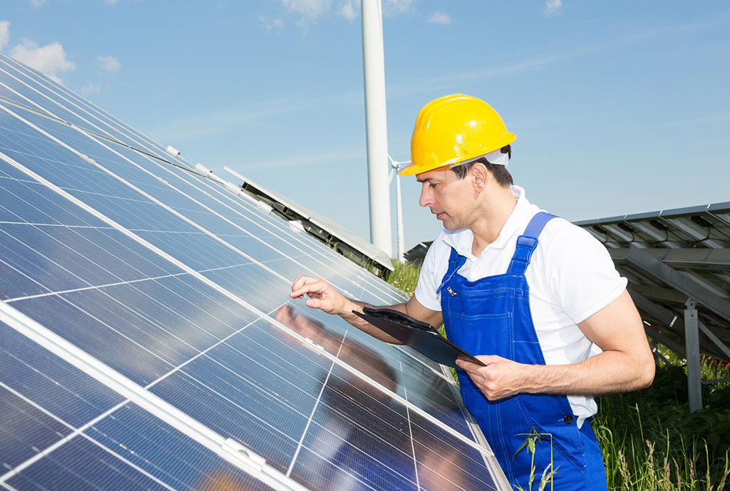 Montaje y mantenimiento de instalaciones solares fotovoltáicas